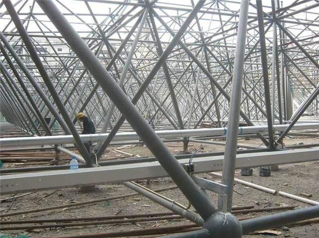 太仓盘点螺栓球网架对选材方面的4点要求